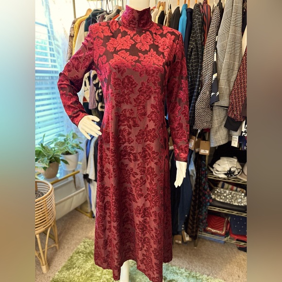 Vintage Velvet Floral Detail Dress Size M/L - Picture 1 of 2
